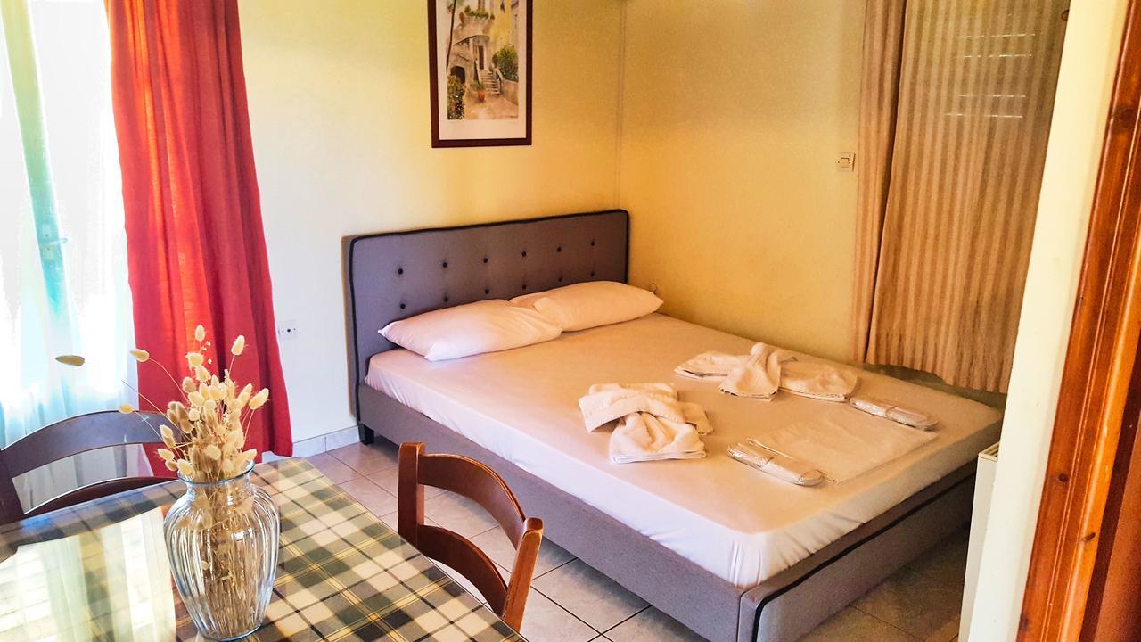 Alexaria Holidays Apartments Fríni Kültér fotó